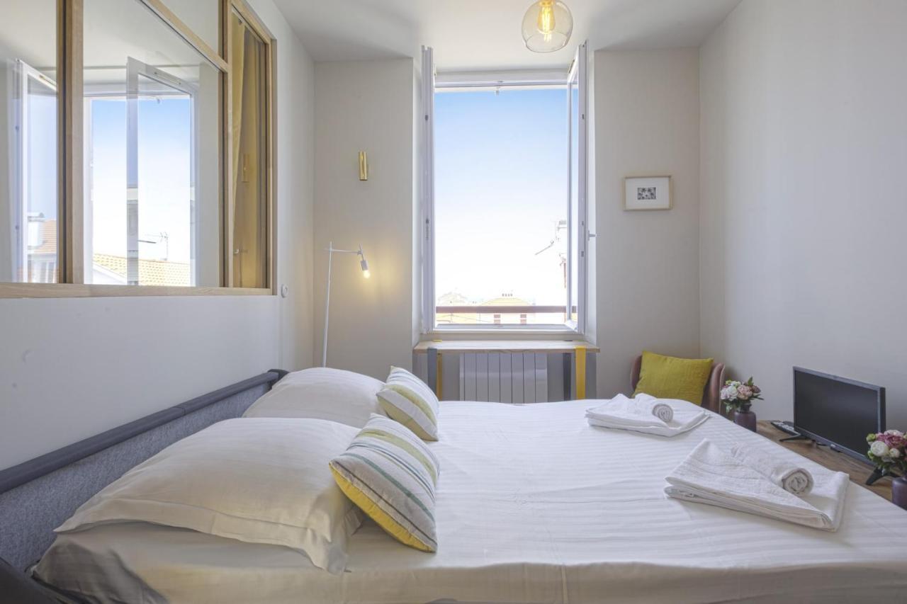 Ferienwohnung Charming 1Br Flat With Sea View At The Heart Of Biarritz - Welkeys Exterior foto